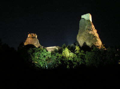 Zcenina hradu - Trosky v noci