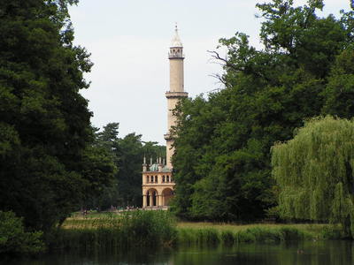 Minaret v parku zmku Lednice