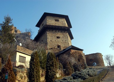 hrad vo Fiakove